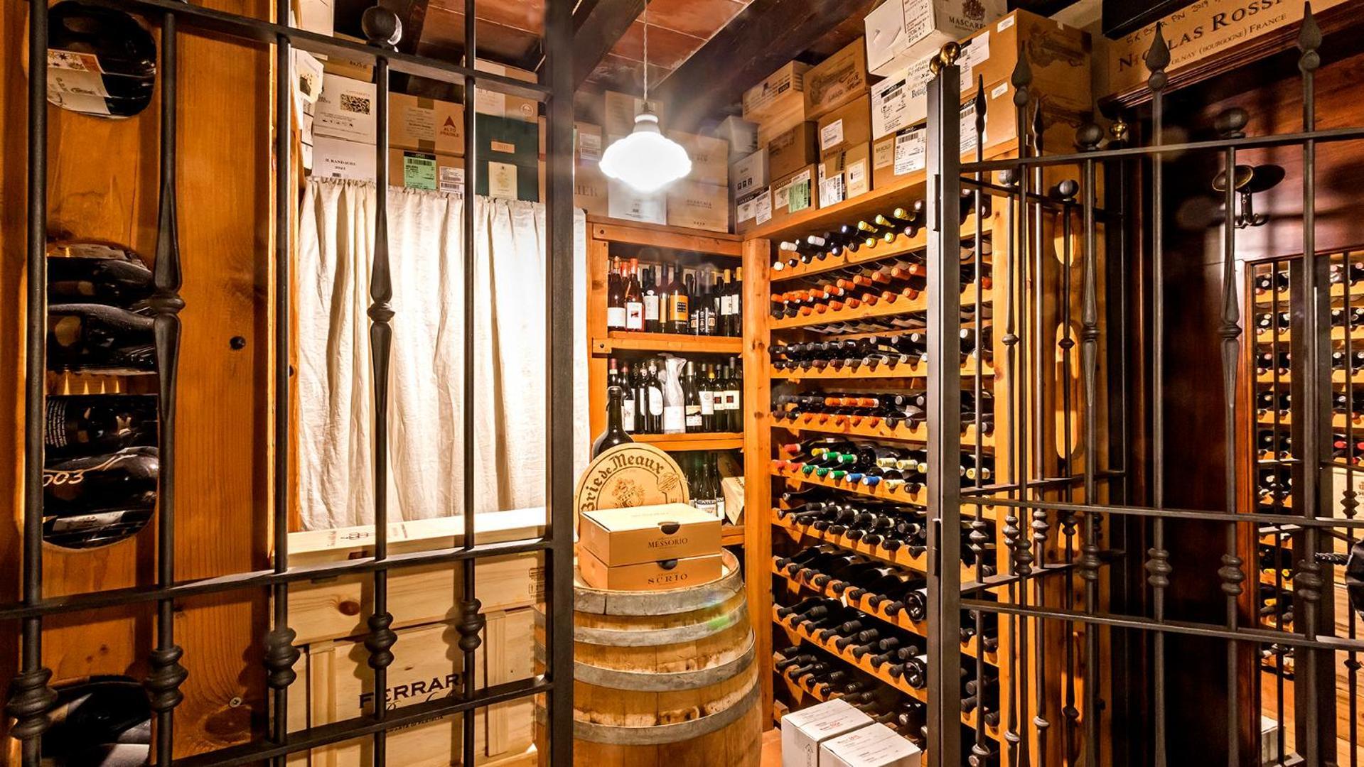 Locanda Del Feudo Suite & Restaurant Кастельветро-ди-Модена Экстерьер фото