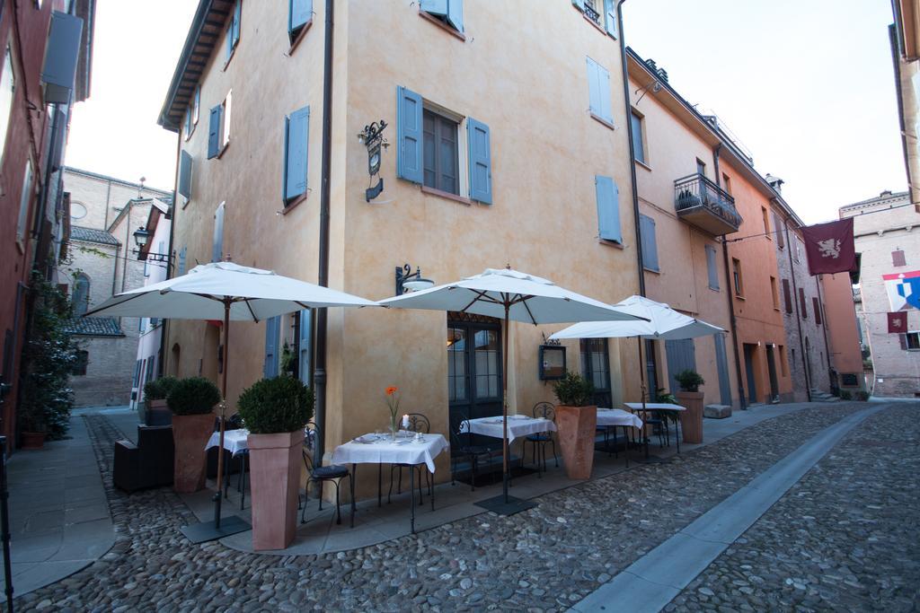 Locanda Del Feudo Suite & Restaurant Кастельветро-ди-Модена Экстерьер фото